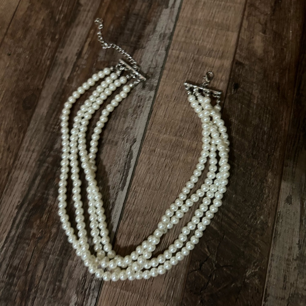 Elegant Pearl Choker Necklace + Bracelet